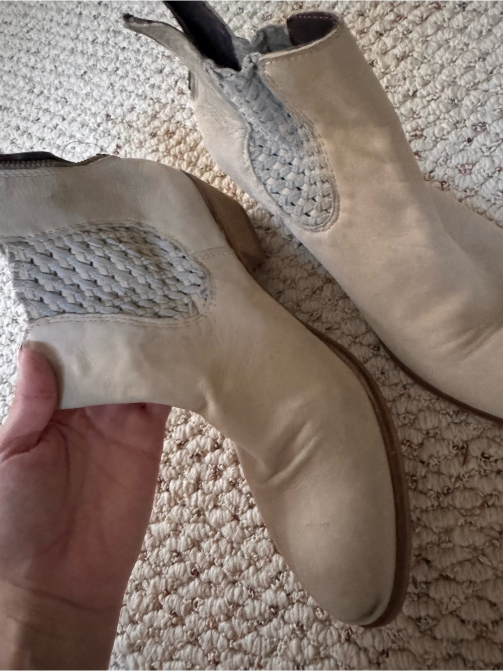 Sbicca Women's Suede Ankle Boots in Cream - Picture 3 of 4